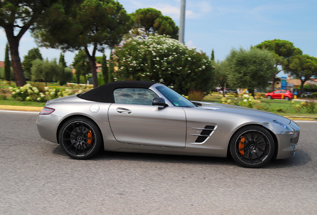 Mercedes-Benz SLS AMG GT Roadster