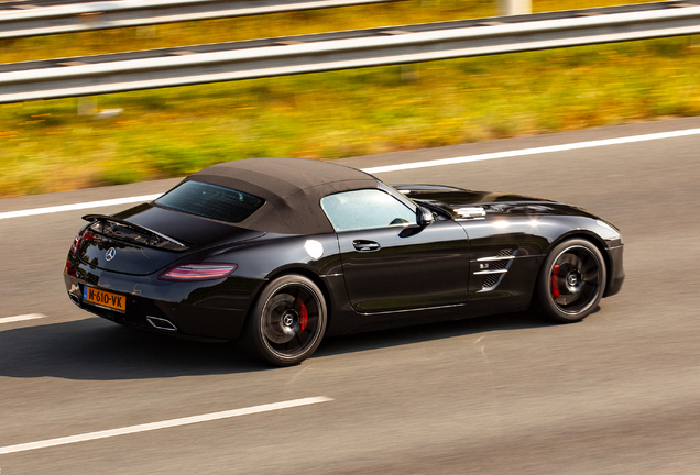 Mercedes-Benz SLS AMG Roadster