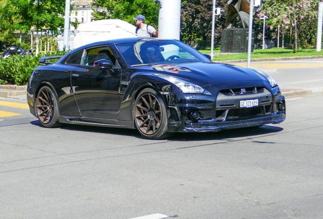 Nissan GT-R 2013