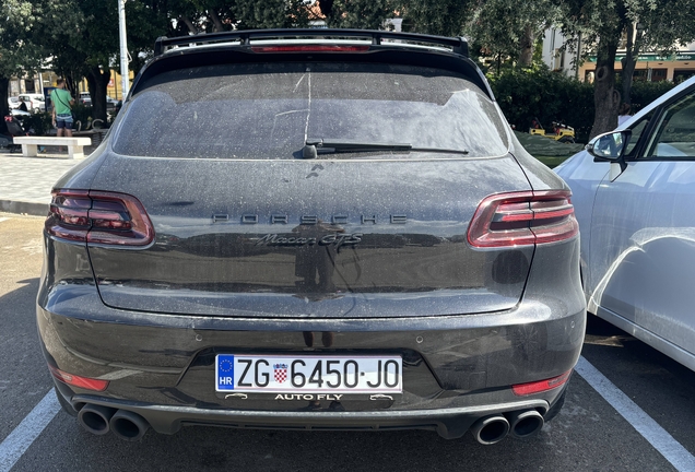 Porsche 95B Macan GTS