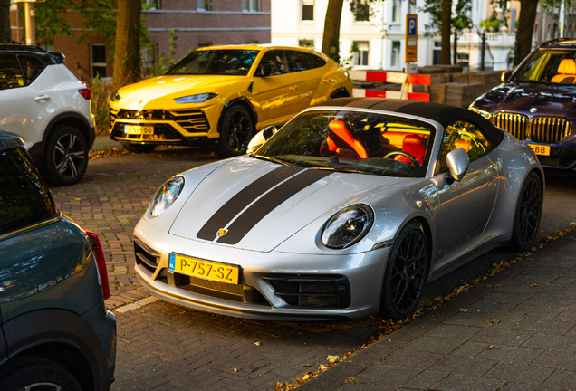 Porsche 992 Carrera 4 GTS Cabriolet