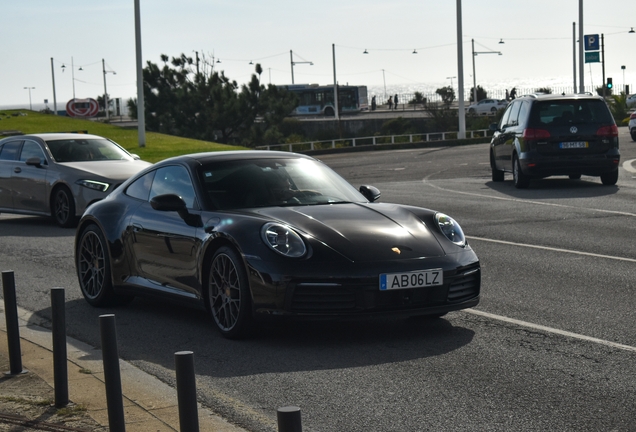 Porsche 992 Carrera 4S