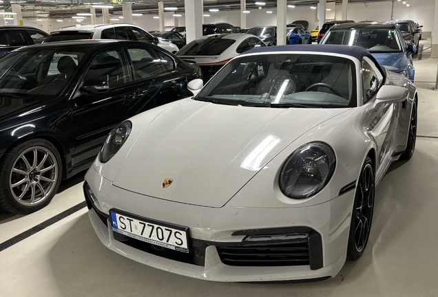 Porsche 992 Turbo S Cabriolet