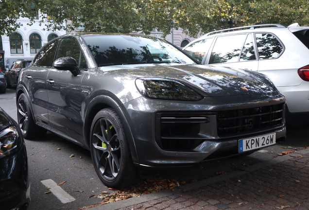 Porsche Cayenne Coupé Turbo E-Hybrid