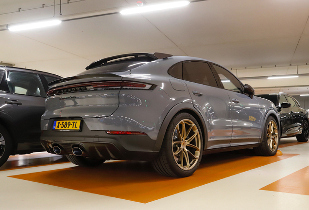 Porsche Cayenne Coupé Turbo E-Hybrid