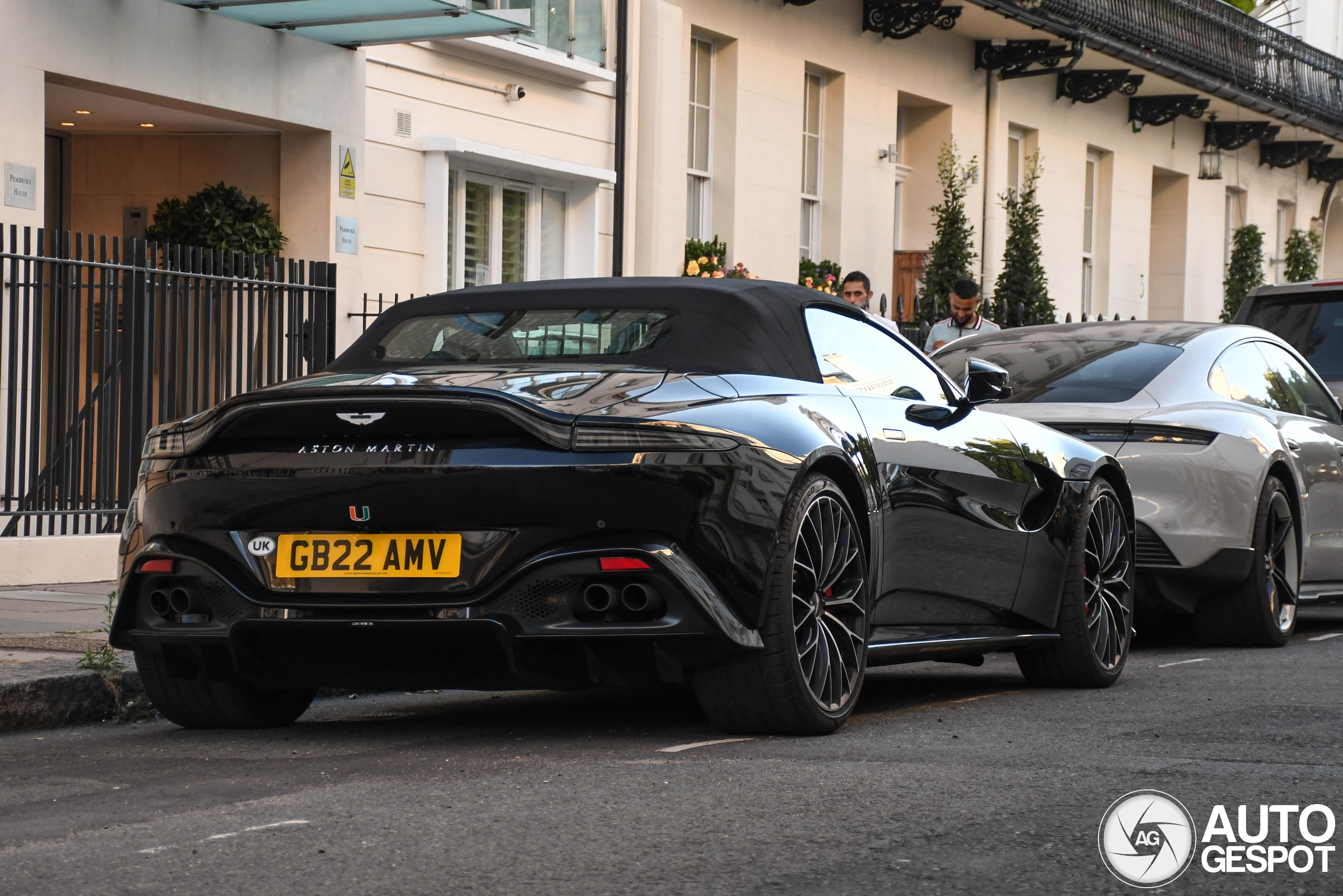 Aston Martin V8 Vantage Roadster 2020