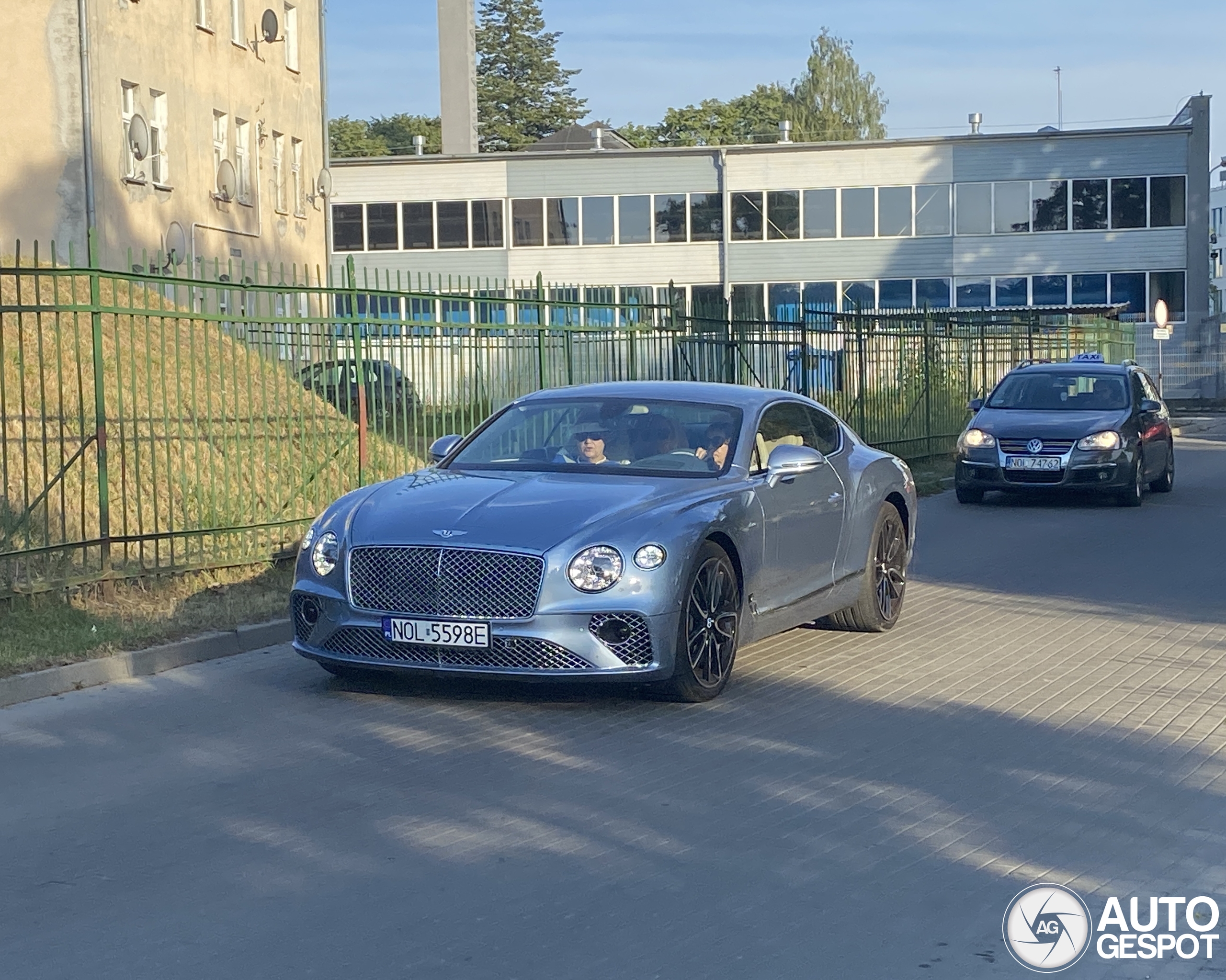 Bentley Continental GT V8 Azure