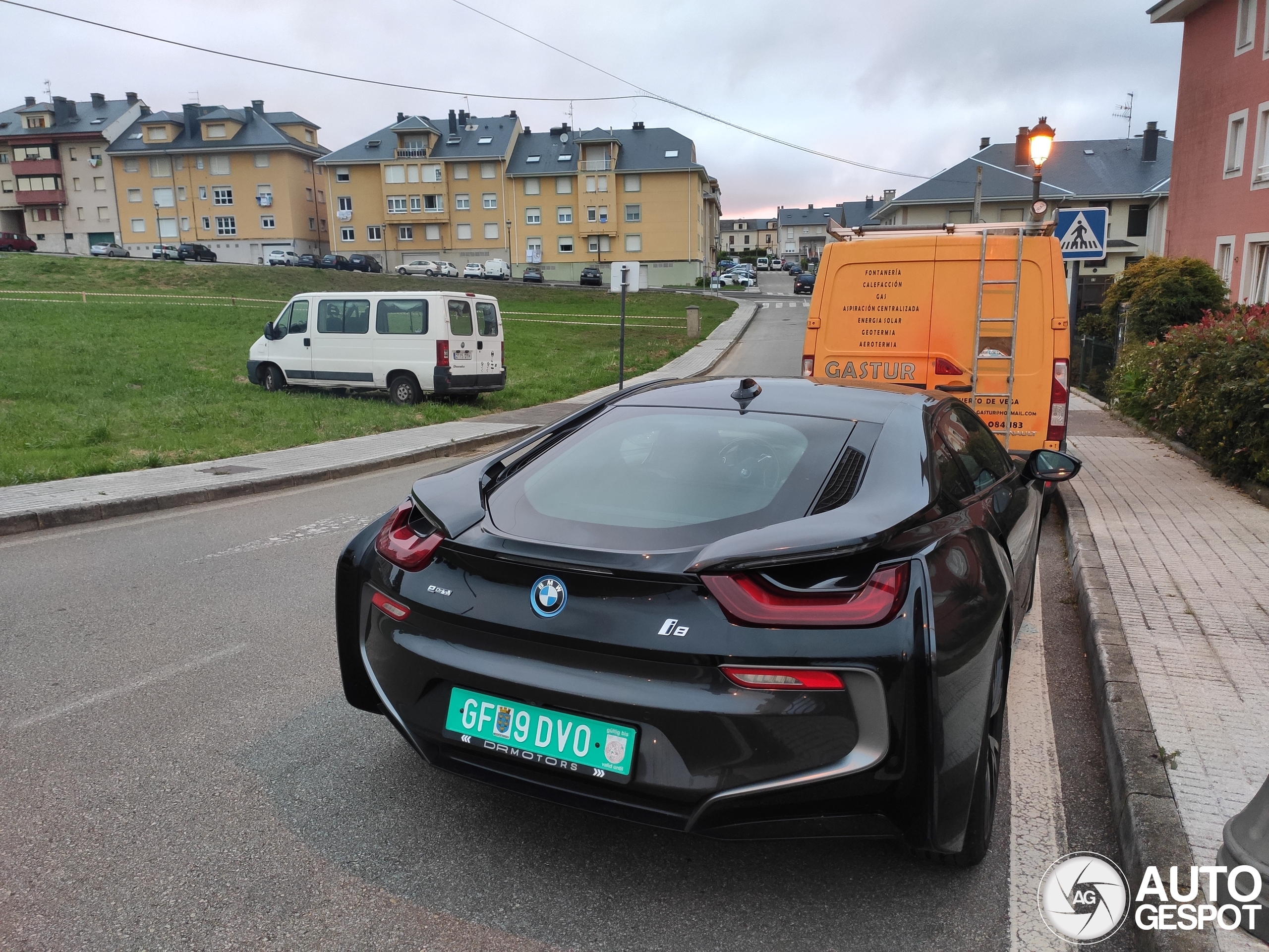 BMW i8