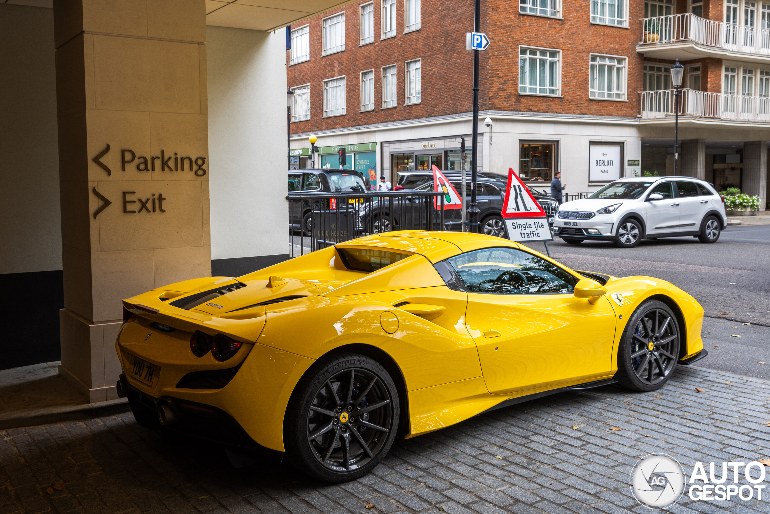 Ferrari F8 Spider