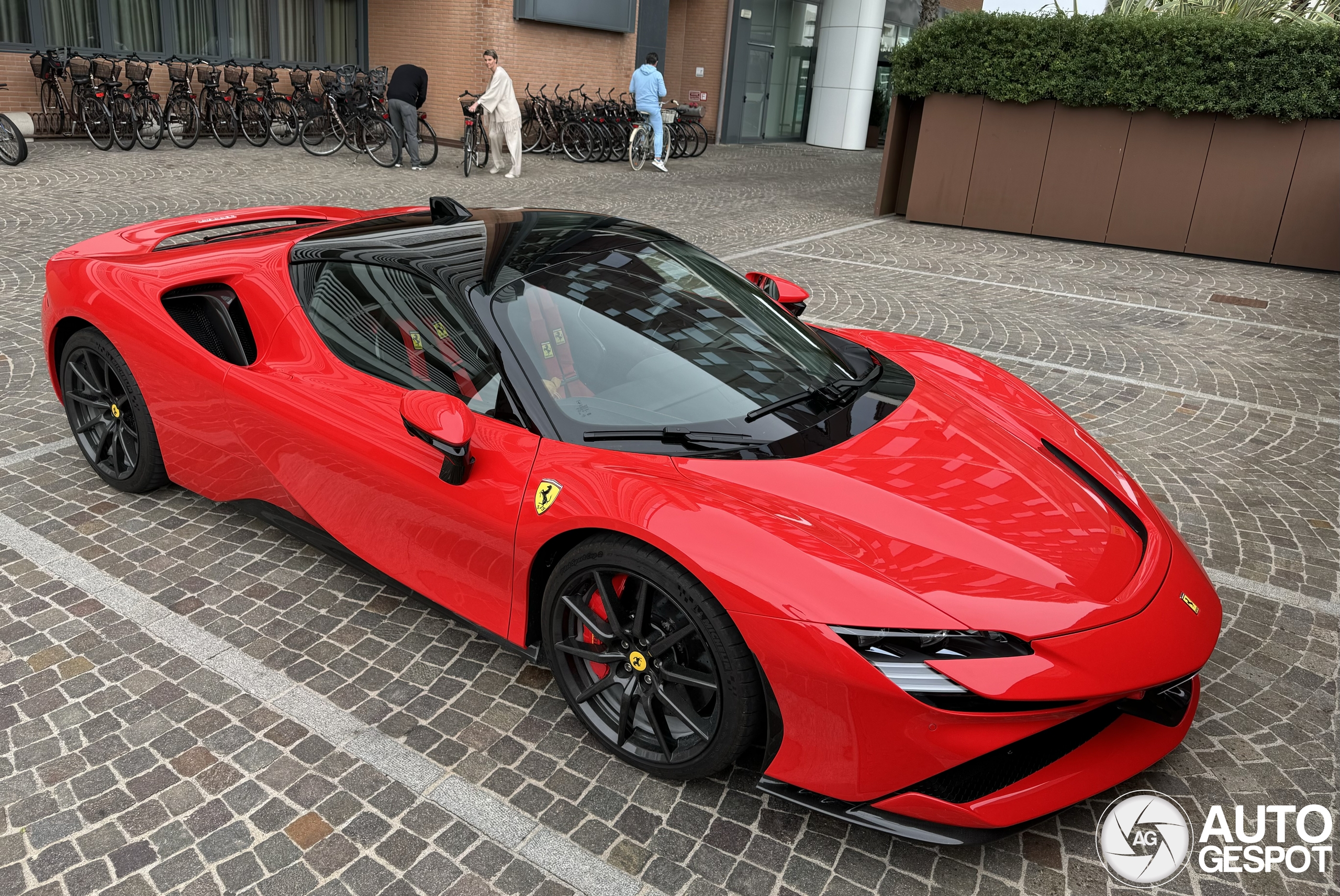 Ferrari SF90 Stradale