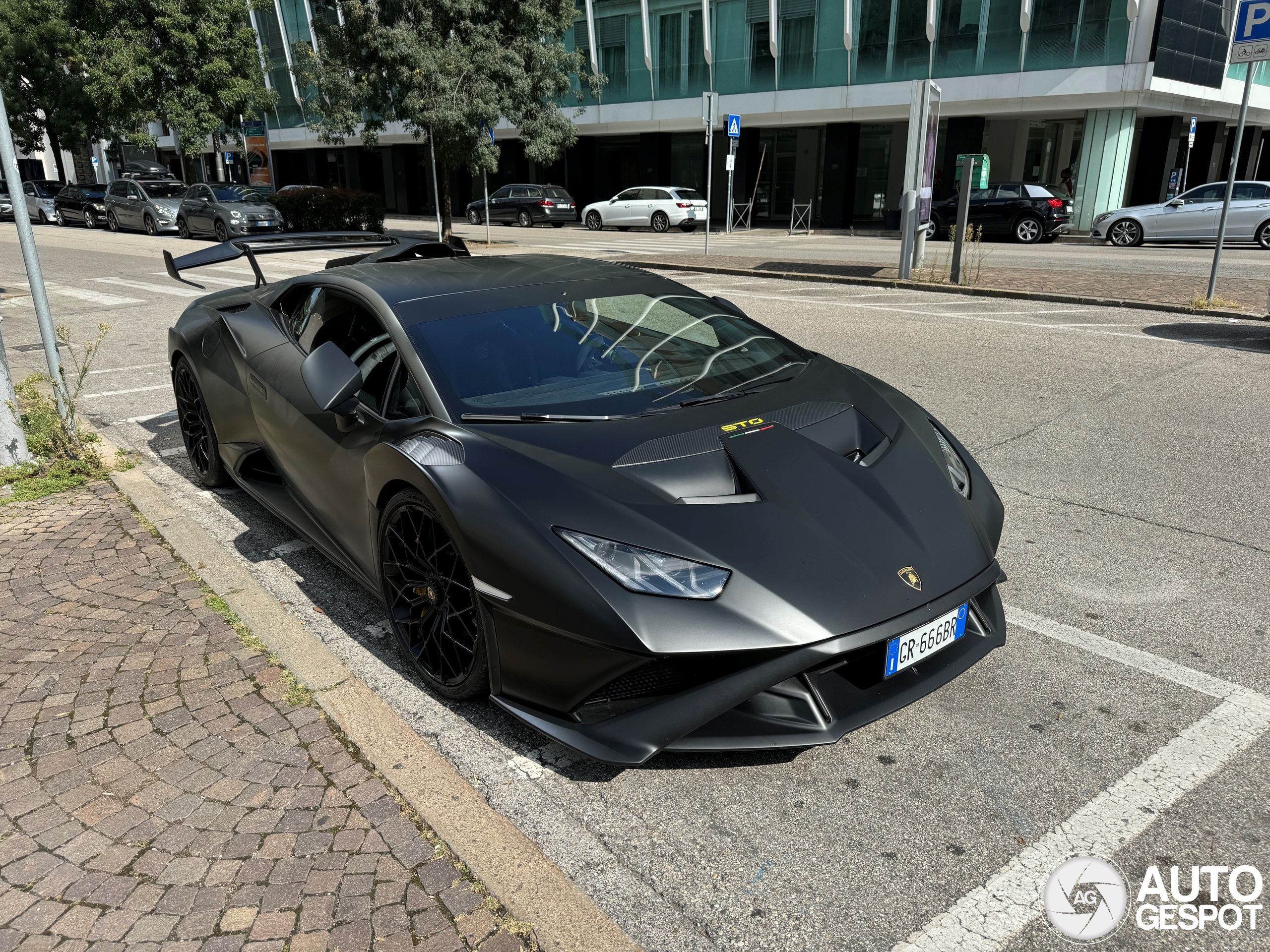 Lamborghini Huracán LP640-2 STO