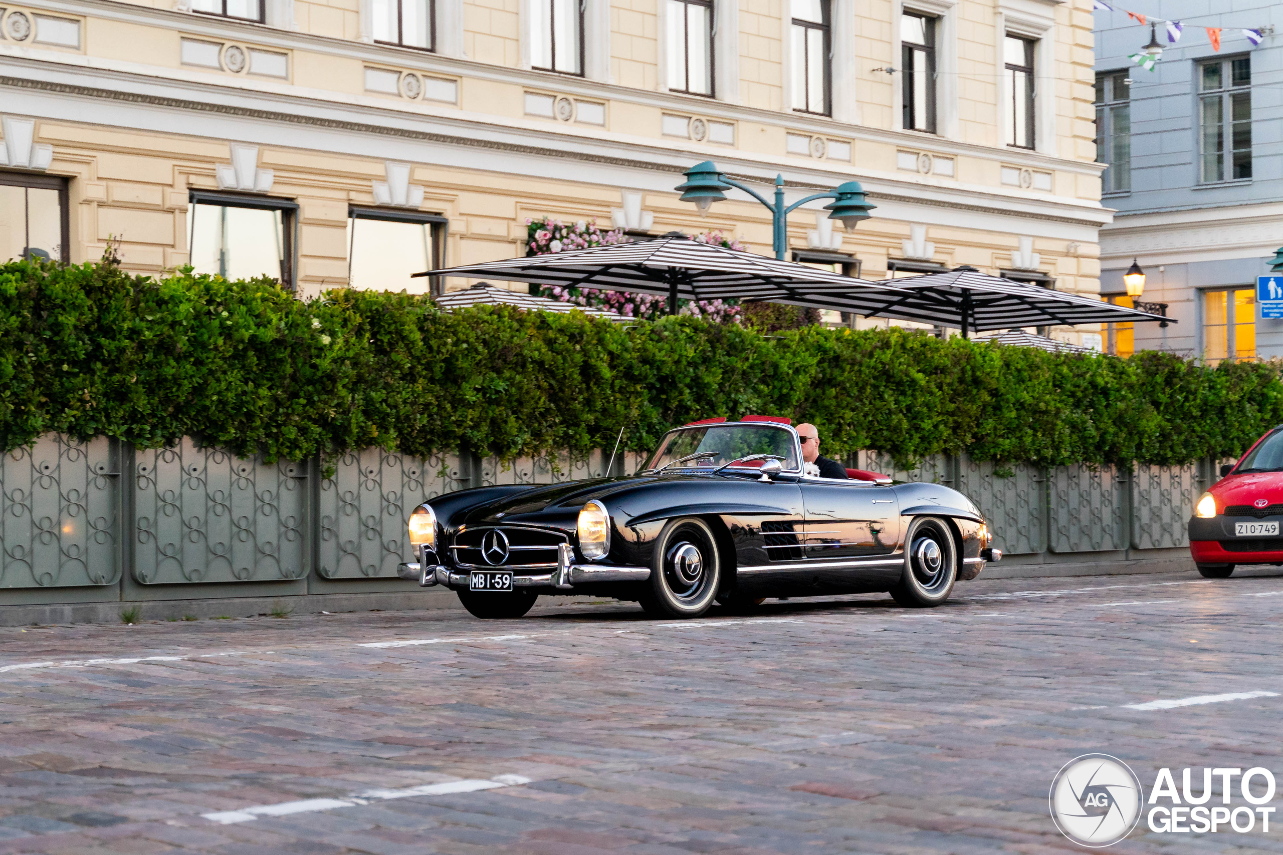 Mercedes-Benz 300SL Roadster