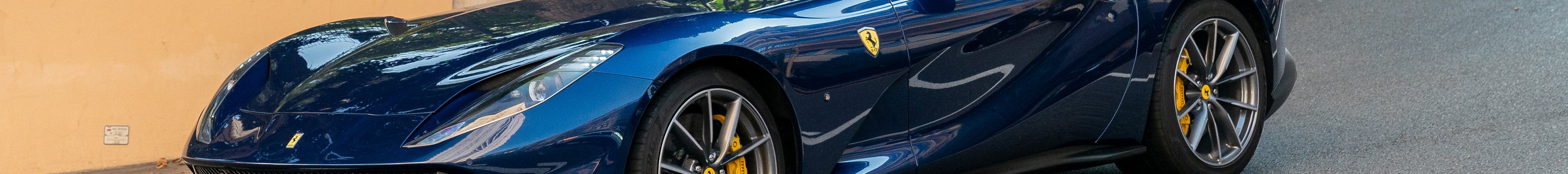 Ferrari 812 GTS