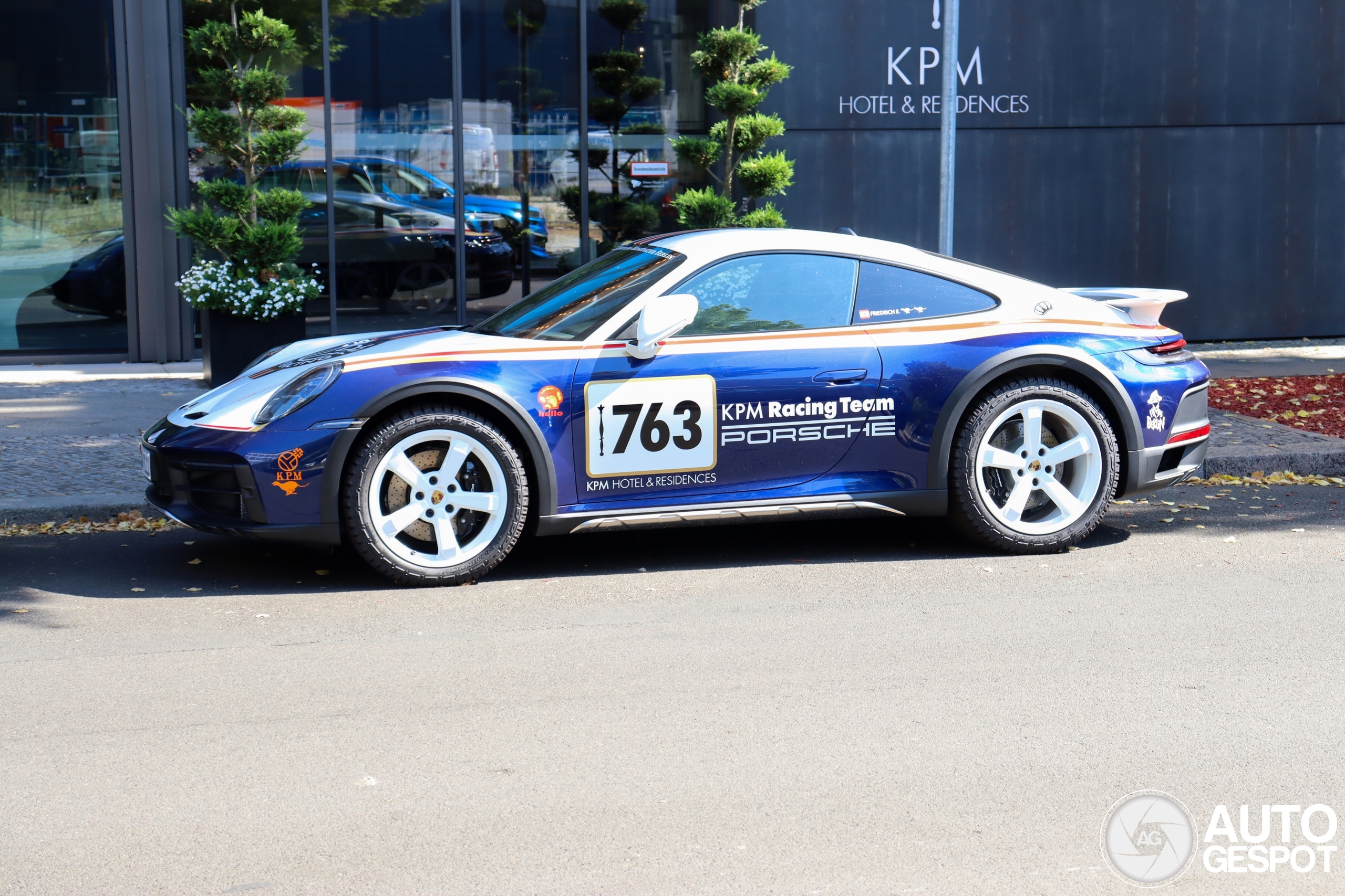 Porsche 992 Dakar