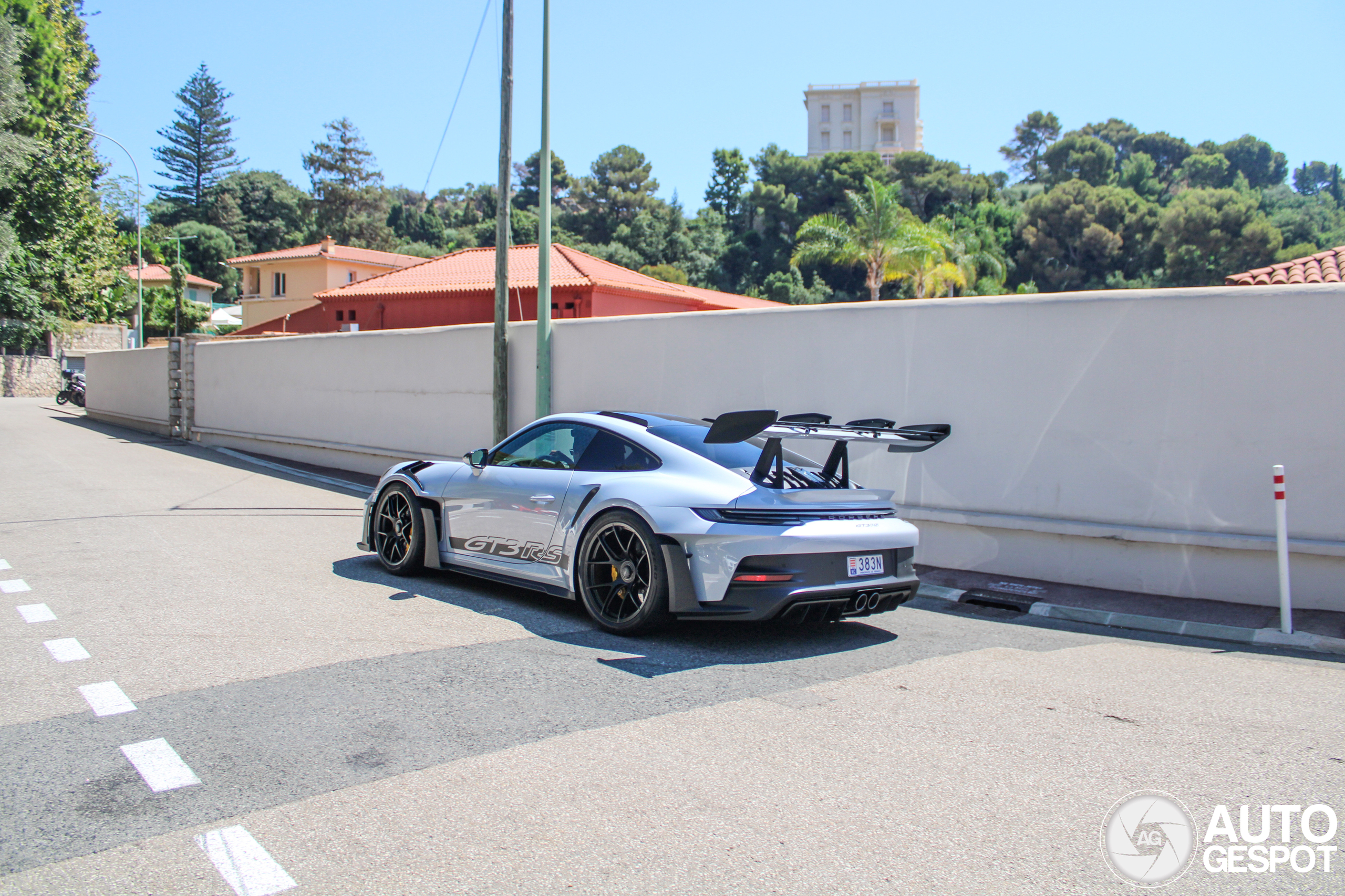 Porsche 992 GT3 RS Weissach Package