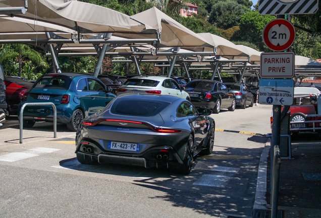 Aston Martin V8 Vantage 2018