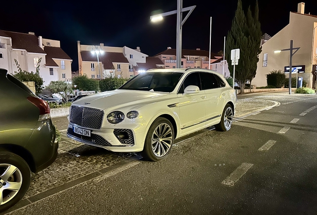 Bentley Bentayga Hybrid 2021