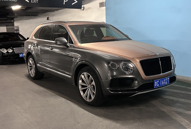 Bentley Bentayga V8