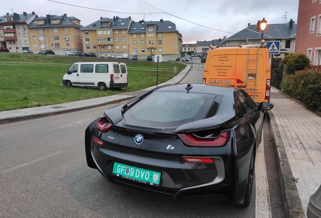 BMW i8