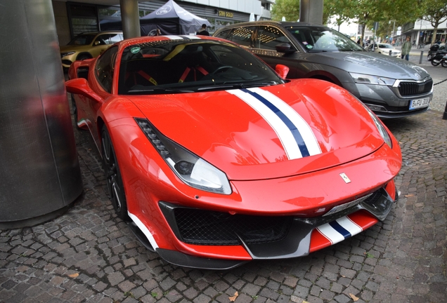 Ferrari 488 Pista