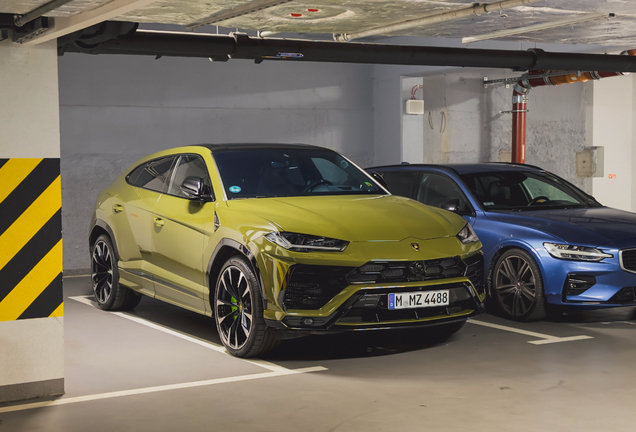 Lamborghini Urus