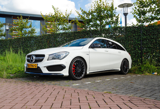 Mercedes-Benz CLA 45 AMG Shooting Brake