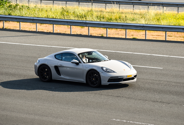 Porsche 718 Cayman GTS 4.0