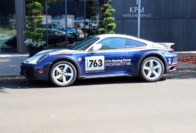 Porsche 992 Dakar