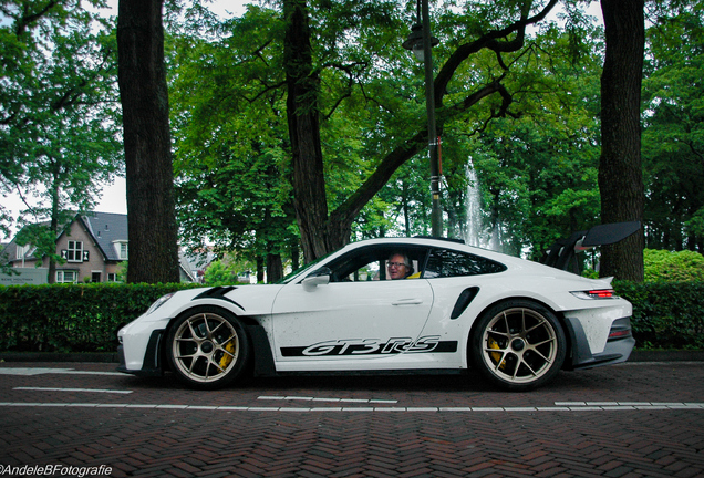 Porsche 992 GT3 RS Weissach Package