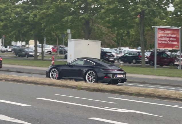 Porsche 992 GT3 Touring