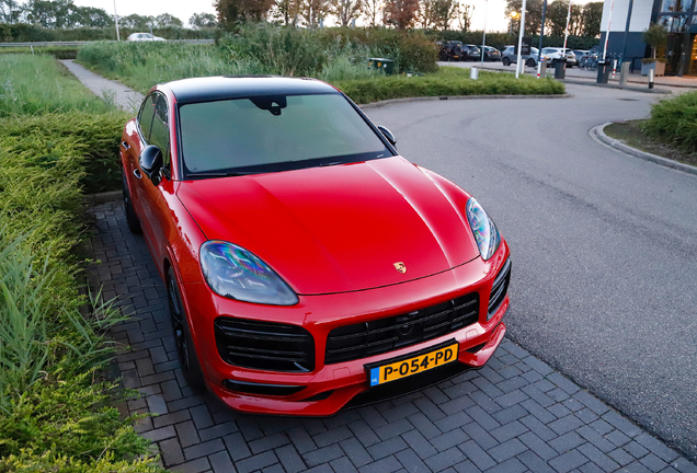 Porsche Cayenne Coupé Turbo S E-Hybrid