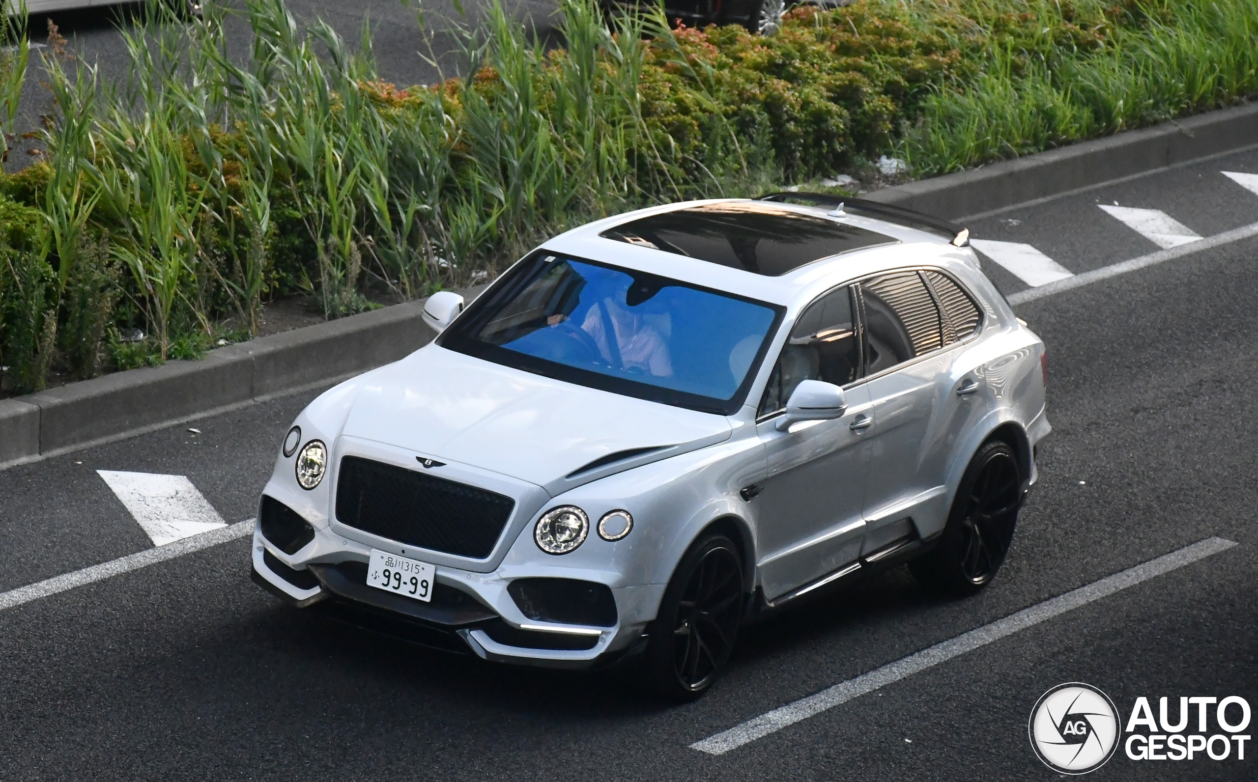 Bentley Bentayga Onyx Concept GTX