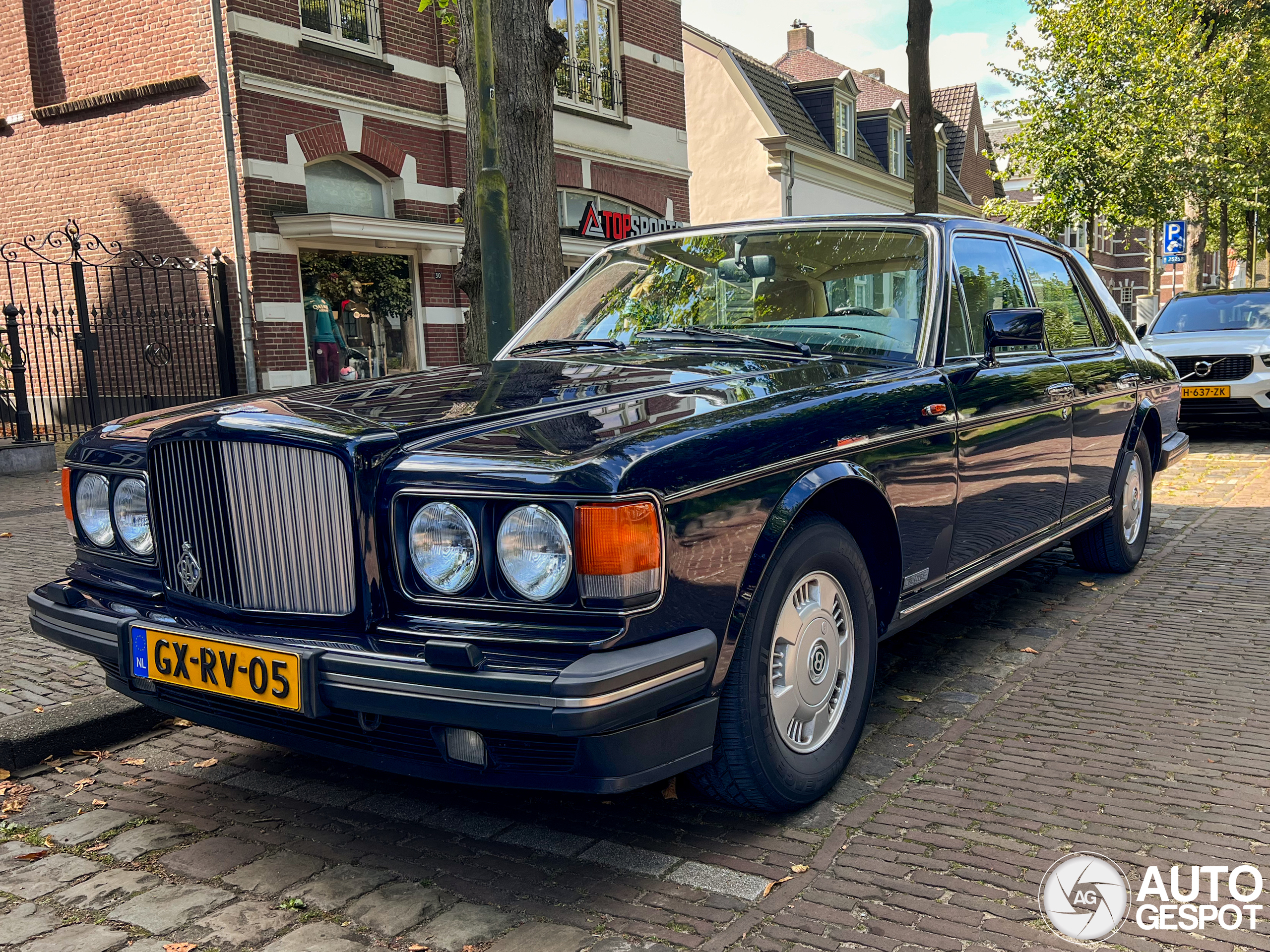 Bentley Brooklands