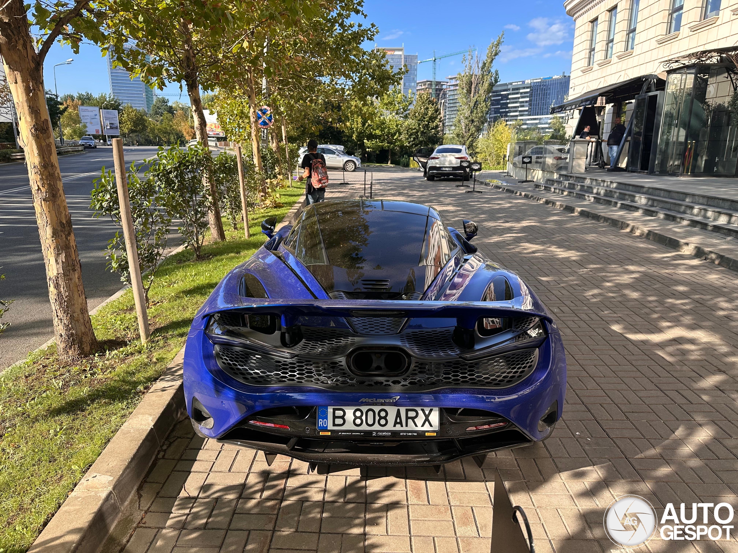 McLaren 750S