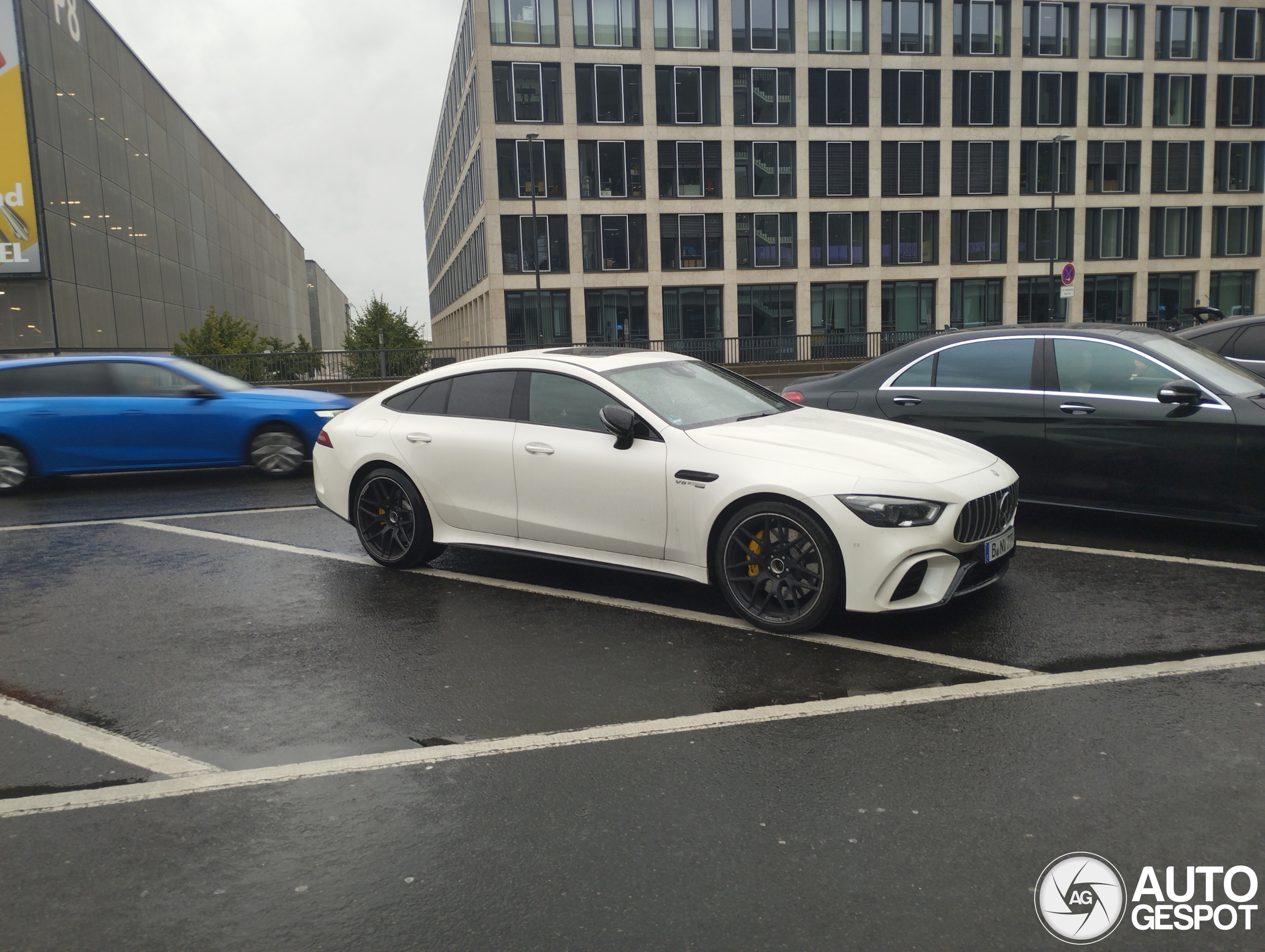 Mercedes-AMG GT 63 S X290