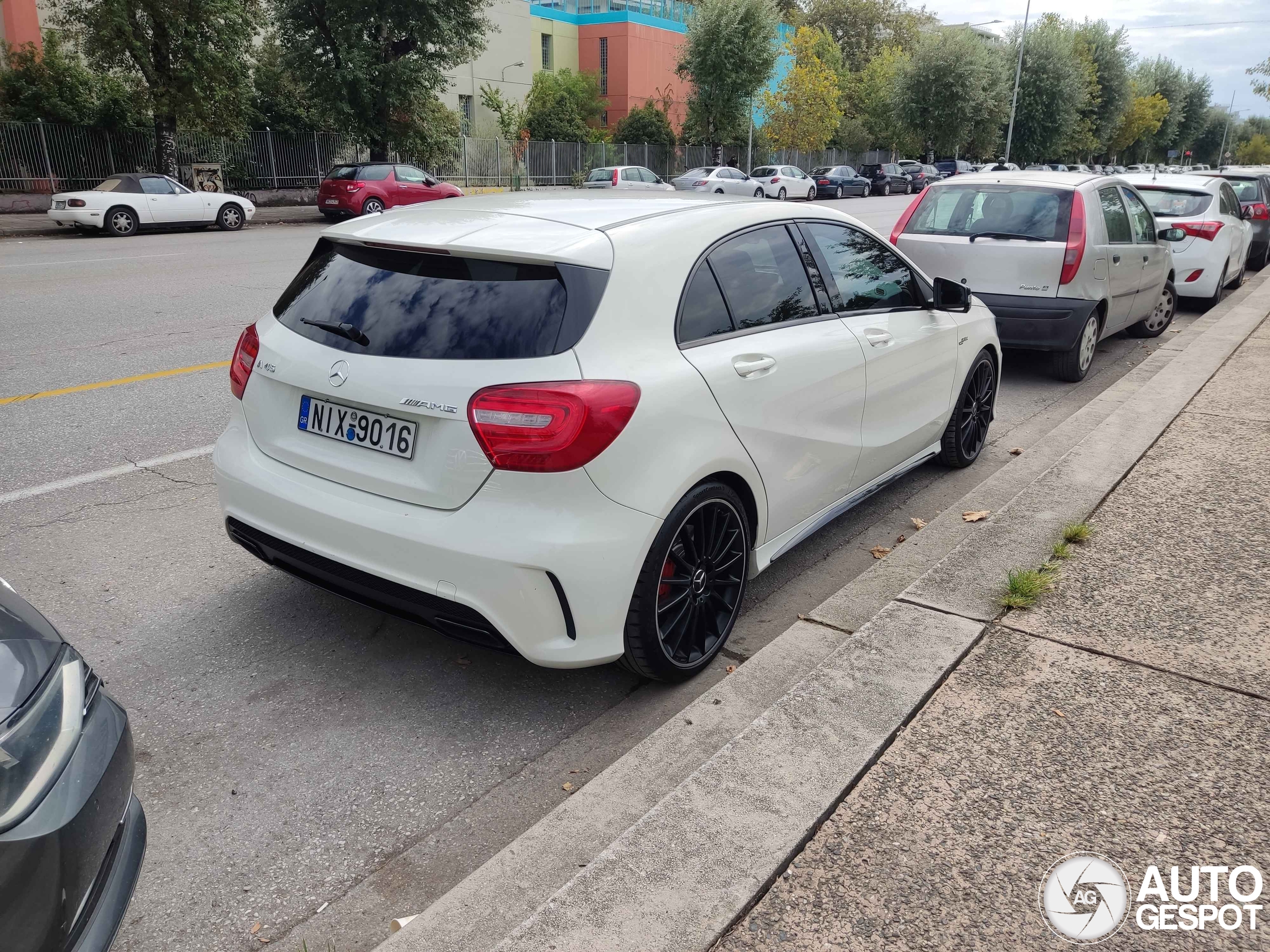 Mercedes-Benz A 45 AMG