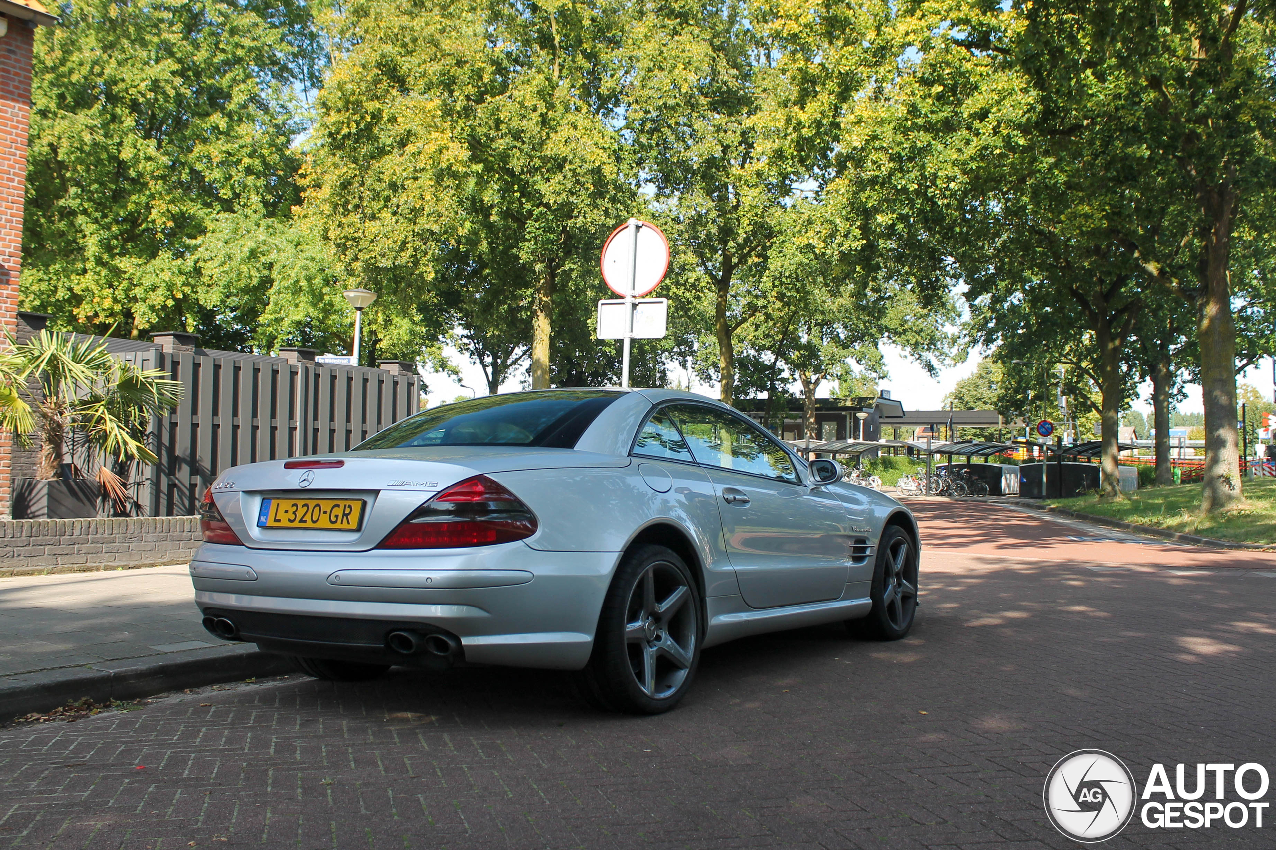 Mercedes-Benz SL 55 AMG R230