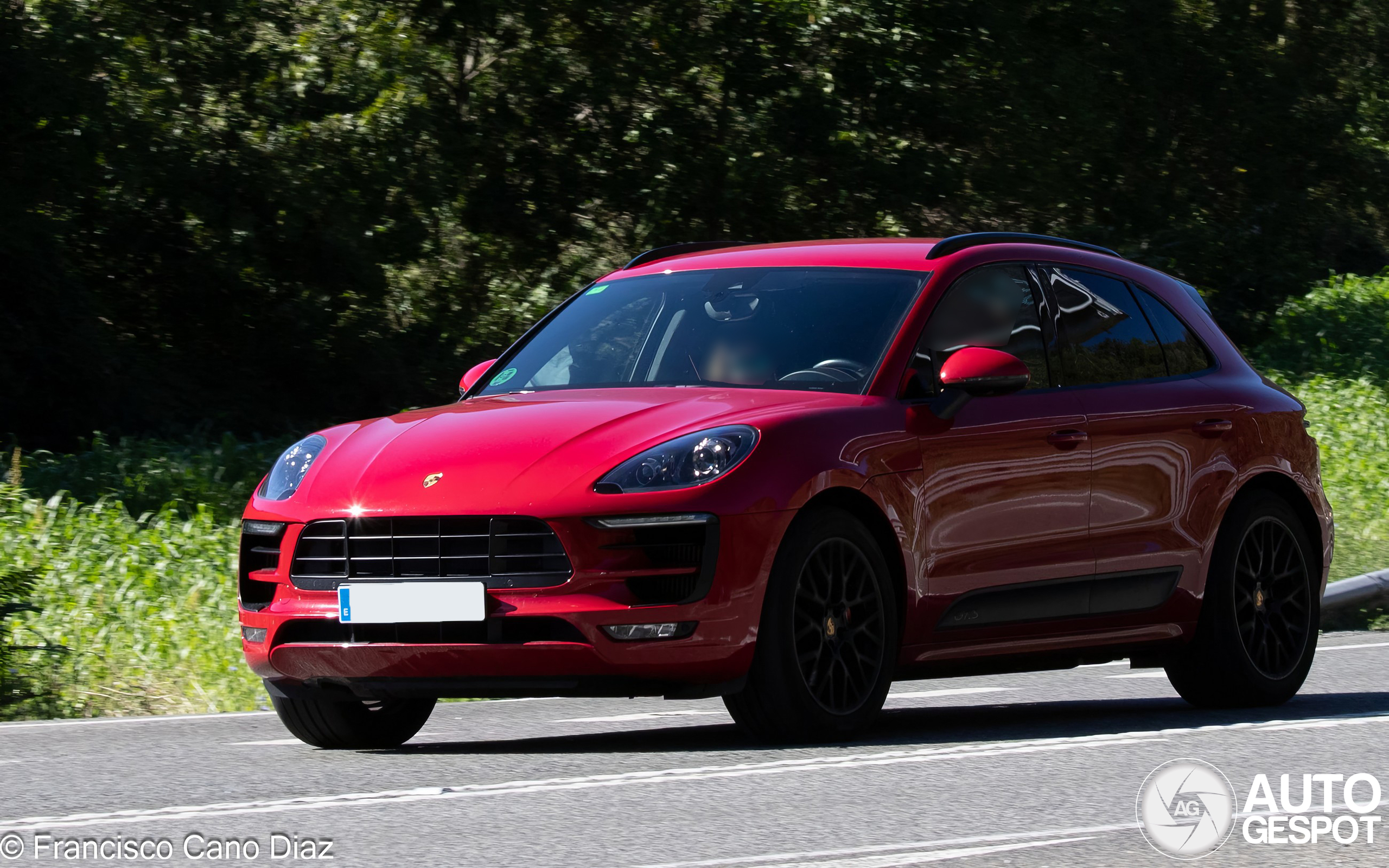 Porsche 95B Macan GTS