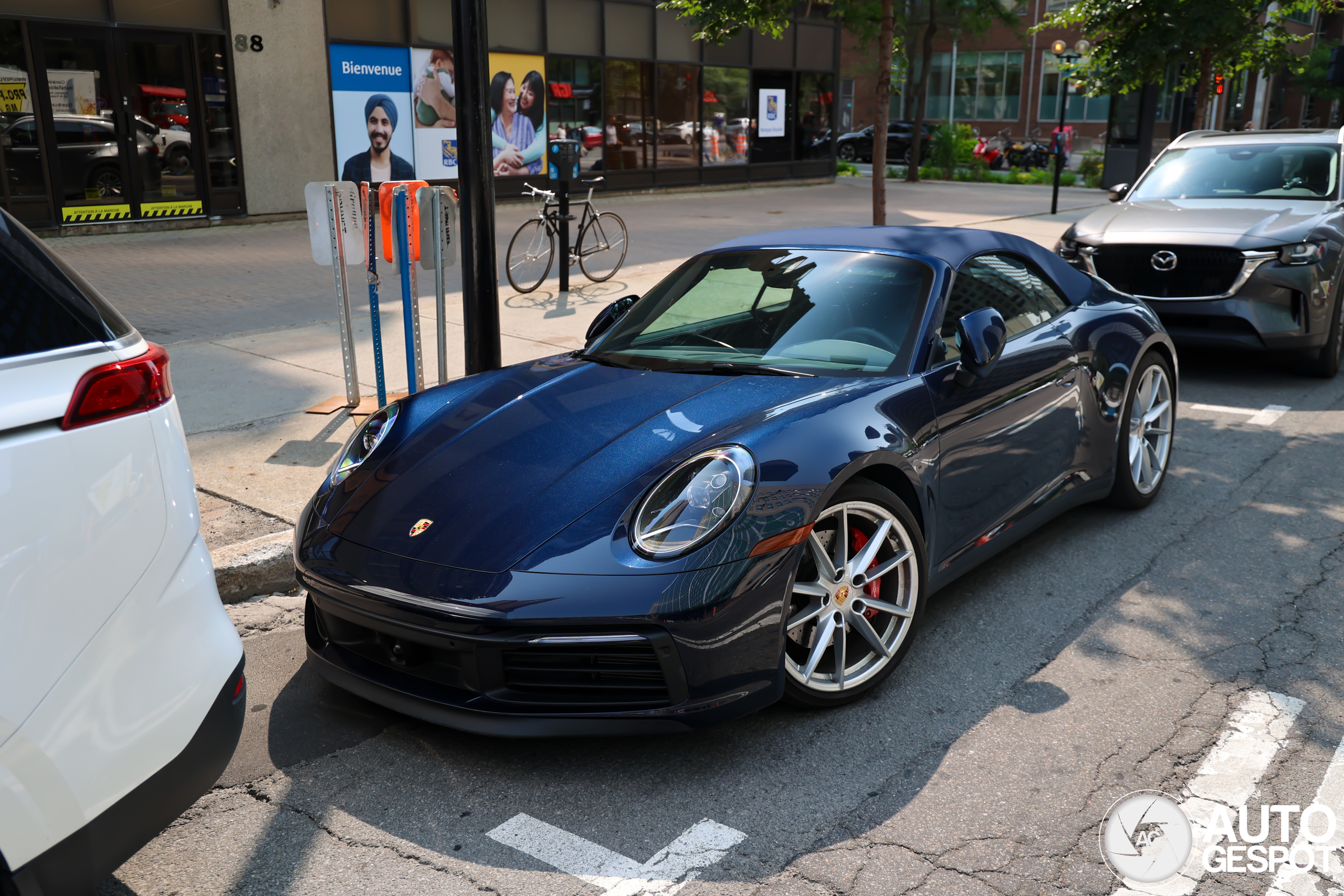 Porsche 992 Carrera 4S Cabriolet