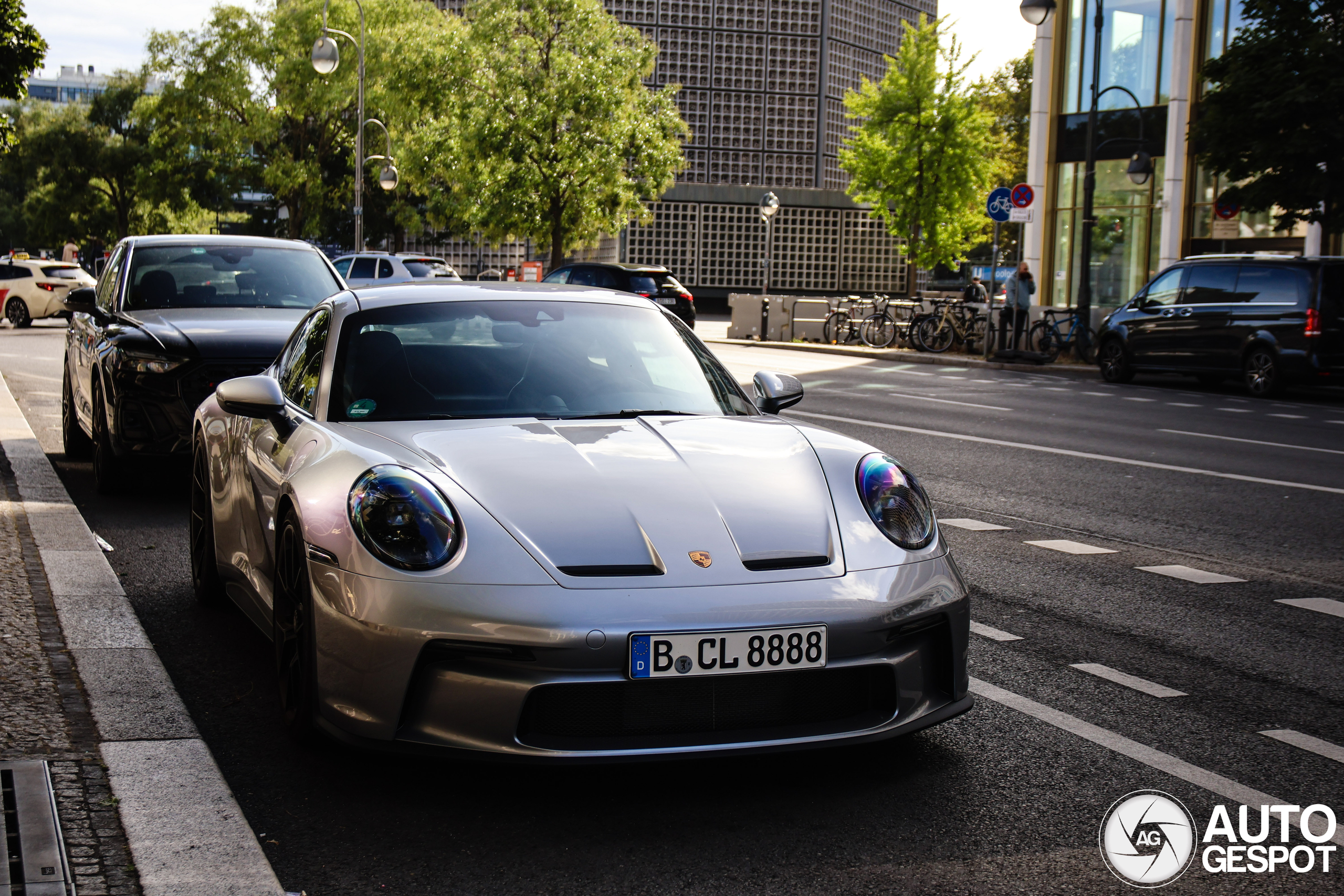 Porsche 992 GT3 Touring