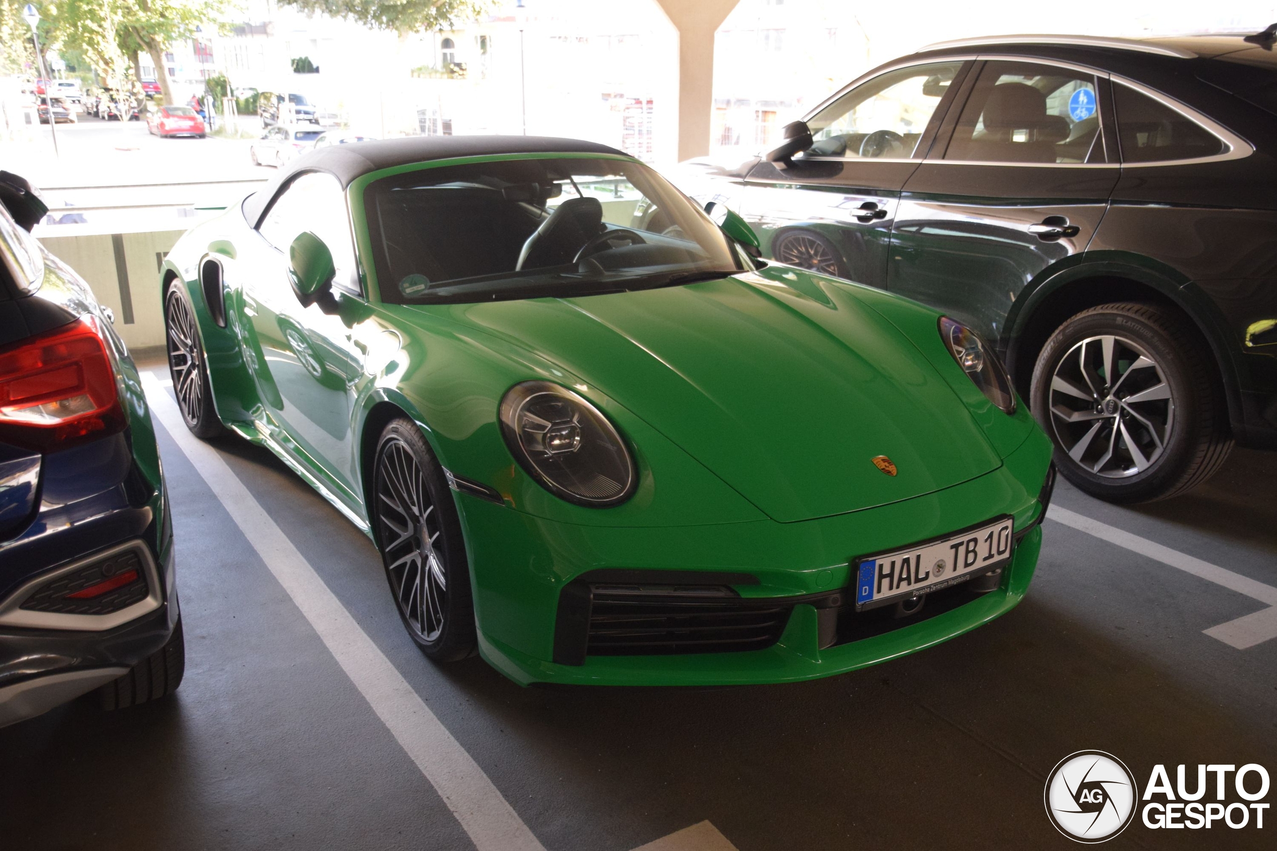 Porsche 992 Turbo Cabriolet