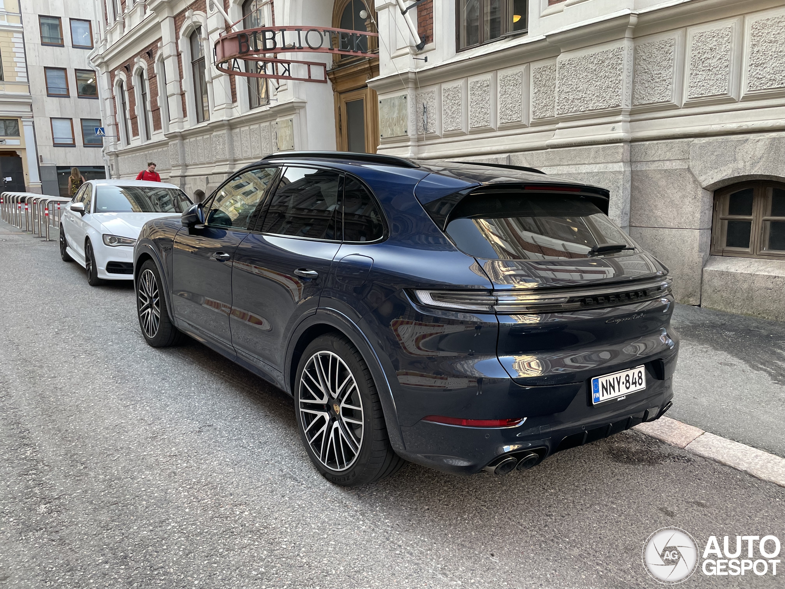 Porsche 9YA Cayenne Turbo E-Hybrid