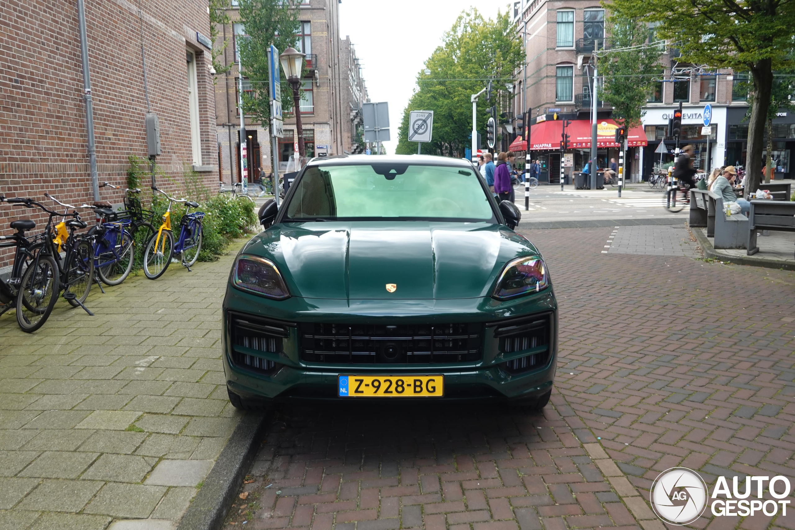 Porsche Cayenne Coupé Turbo E-Hybrid