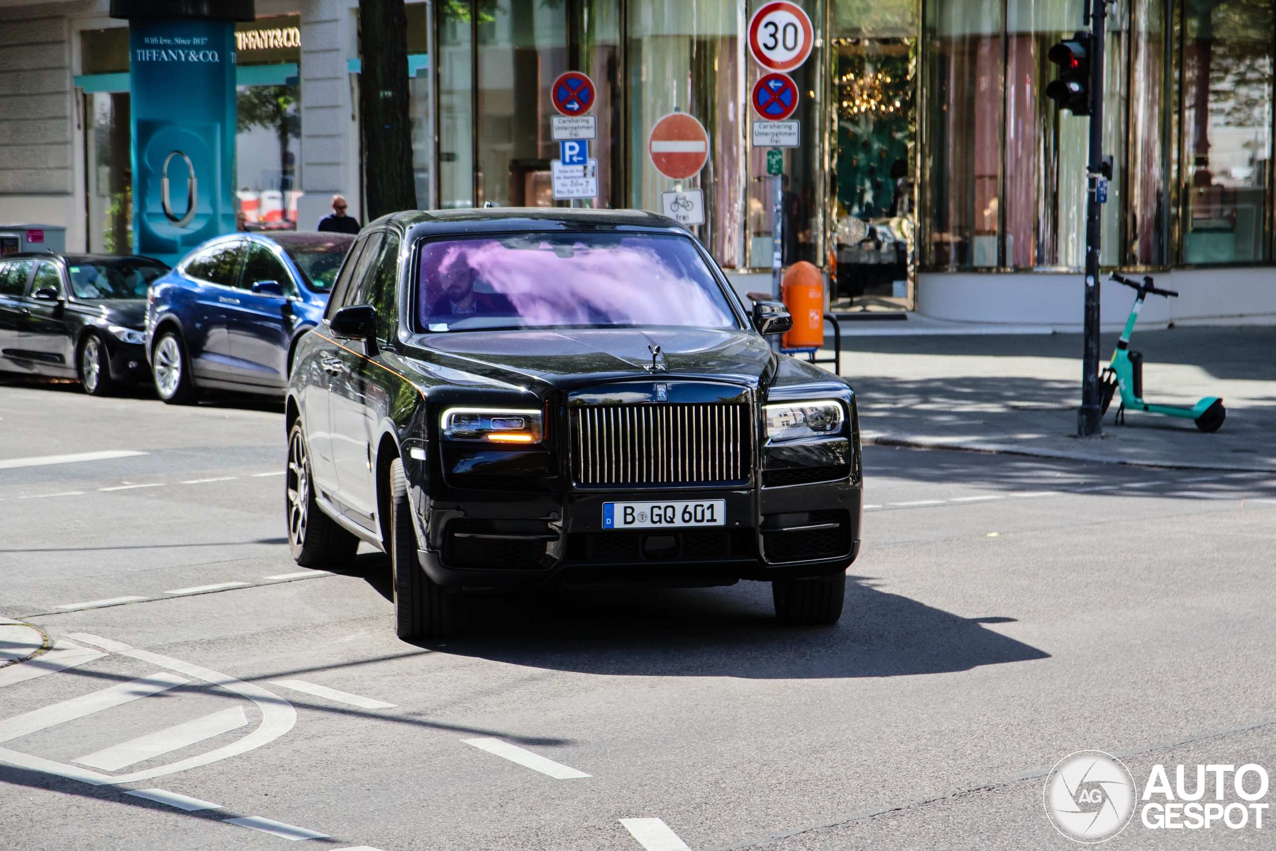 Rolls-Royce Cullinan Black Badge