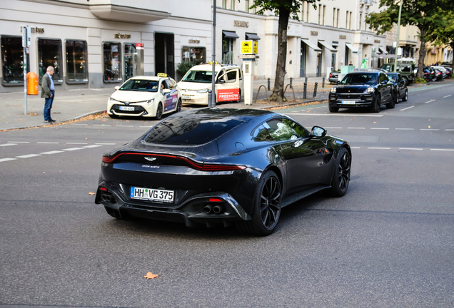 Aston Martin V8 Vantage 2018