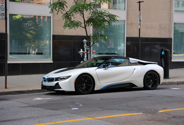 BMW i8 Roadster