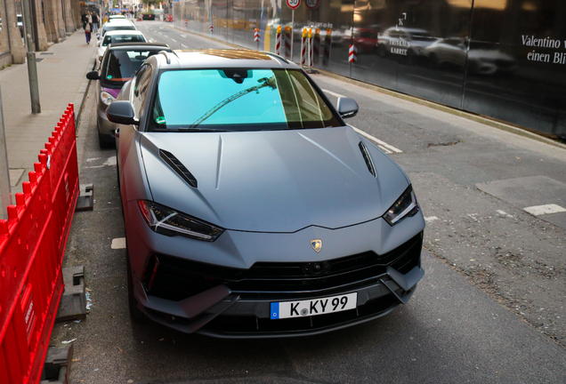 Lamborghini Urus S