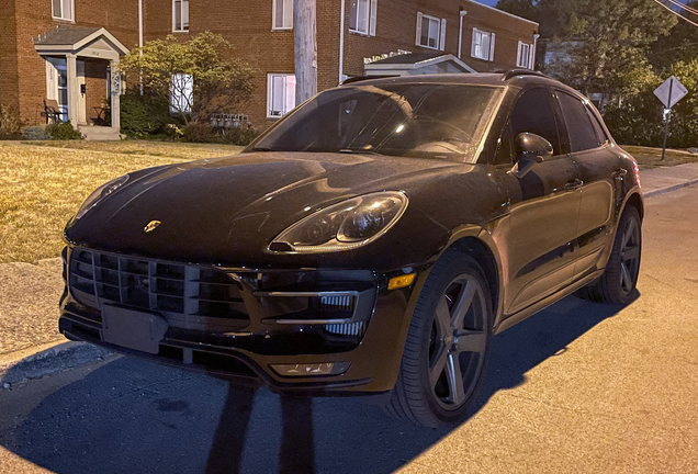 Porsche 95B Macan Turbo