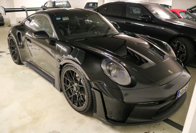 Porsche 992 GT3 RS Weissach Package