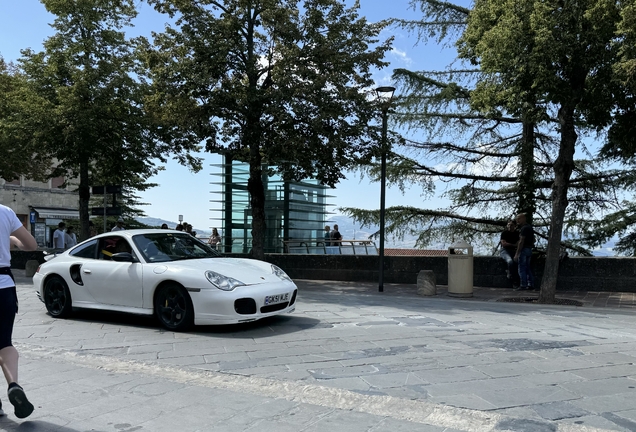 Porsche 996 Turbo